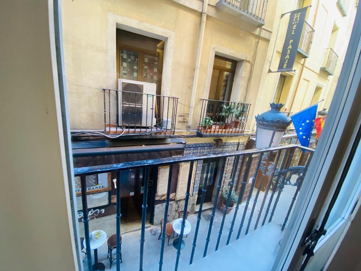 Welcome Puerta del Sol Madrid Exterior foto